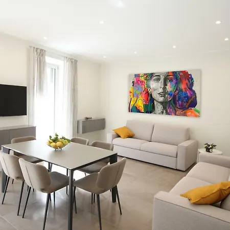 Turistici Ideale Apartament *