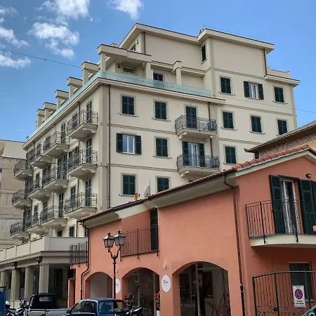 Apartament Turistici Ideale Alassio